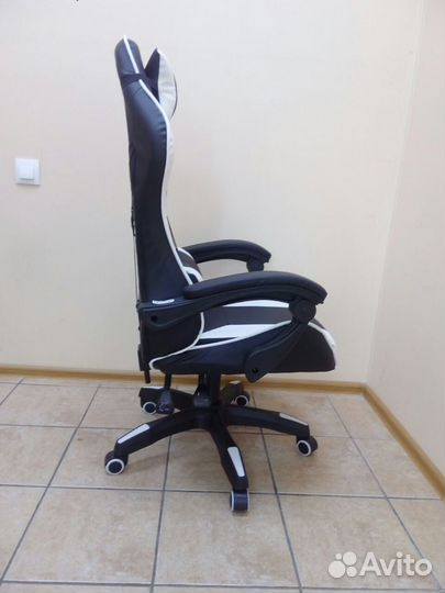 Игровое геймерское кресло