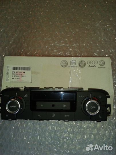 Панель управления (7P6907040BA, 7P6907040AG)