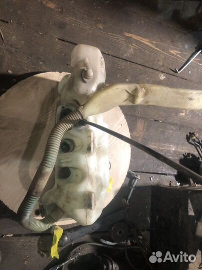 Бачок омывателя bmw e39