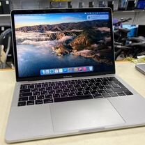 Ноутбук Apple MacBook Pro