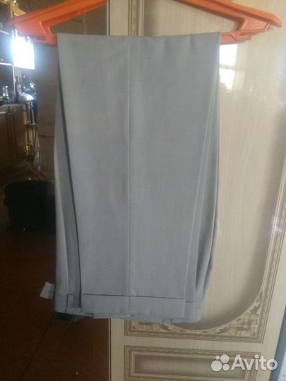 Брючный костюм