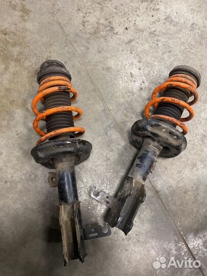 339372, 3399371 передние амортизаторы опель