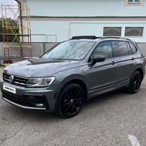 Volkswagen Tiguan 2.0 AT, 2021, 122 000 км, с пробегом, цена 2 980 000 руб.