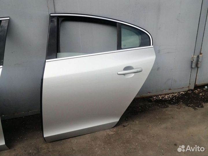 Дверь задняя левая на Volvo S60 2