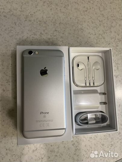 iPhone 6S, 32 ГБ