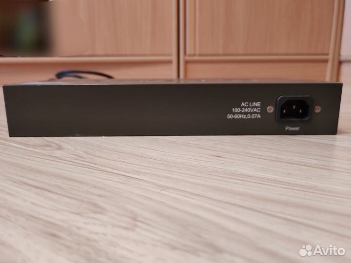 D-Link Коммутатор DES-1016A Switch Stand-a