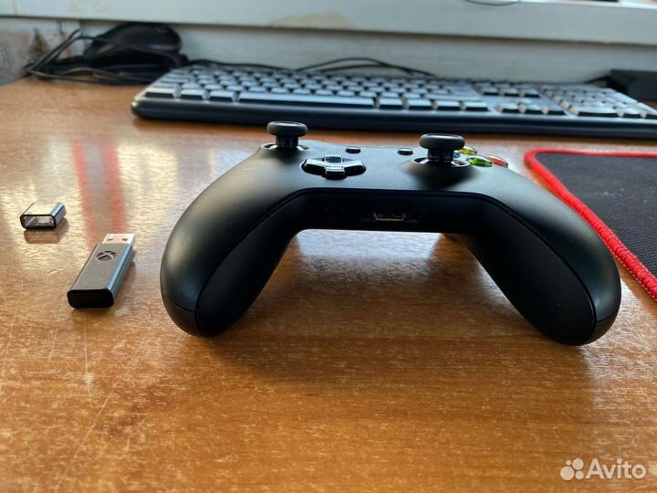 Джостик xbox one с беспроводным контроллером