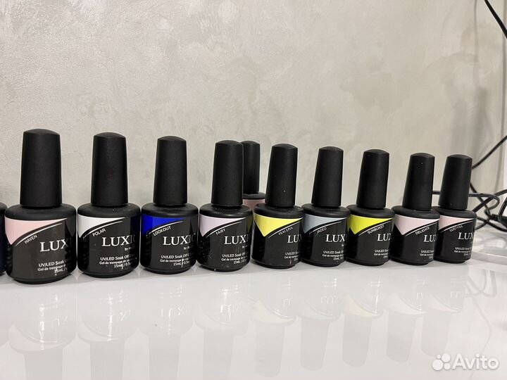 Гель лаки для маникюра бу Luxio