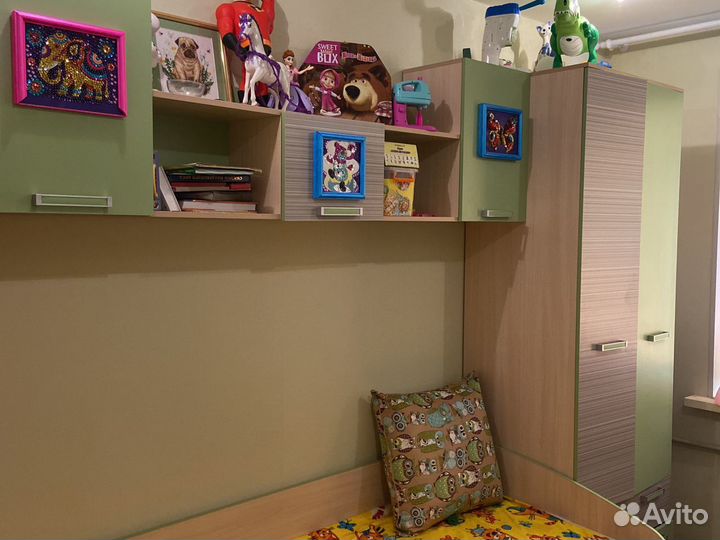 Детский гарнитур, кровать, шкаф, пенал