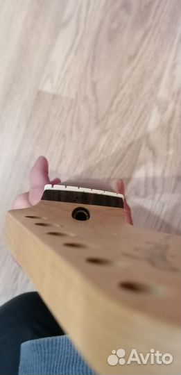 Гриф электрогитары (леворукой)