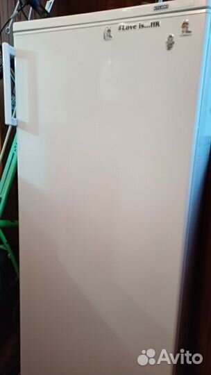 Продается холодильник Атлант
