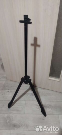 Продам штатив высокий