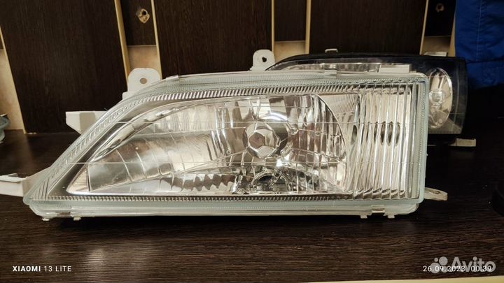 Фары на toyota carina