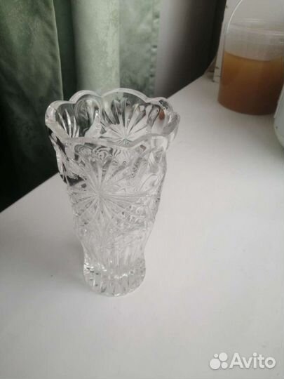 Хрустальная ваза