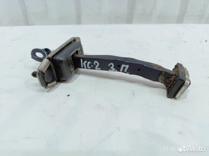 Ограничитель двери задний правый Kia Ceed Sw 1.6