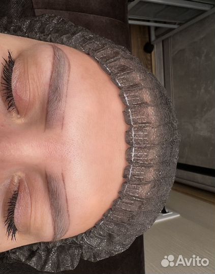 Модель на перманентный макияж бровей и губ