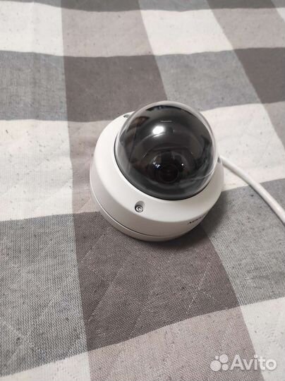 Камера видеонаблюдения купольная Hikvision