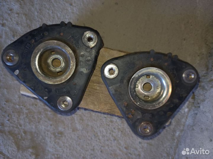 Опоры передних стоек ford focus 2