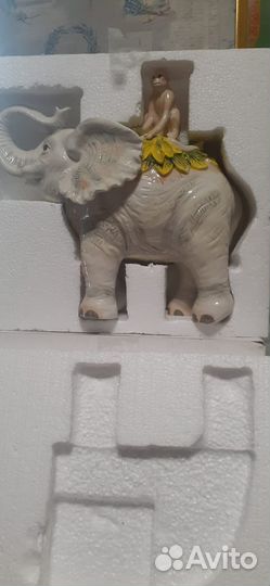 Фарфоровые статуэтки