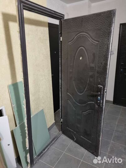 Дверь входная железная бу
