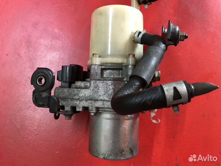 Насос электроусилителя руля Mazda 3 BK 2.0 LF