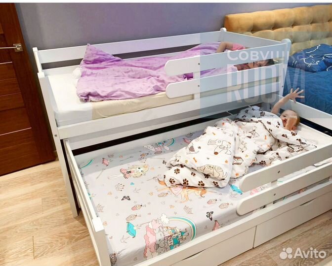 Детская кровать для двоих из настоящего дерева