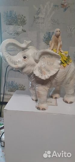 Фарфоровые статуэтки