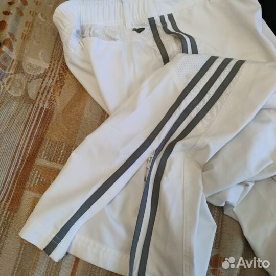 Спортивные брюки женские adidas