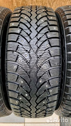 Pirelli Formula Ice 215/55 R17 98T
