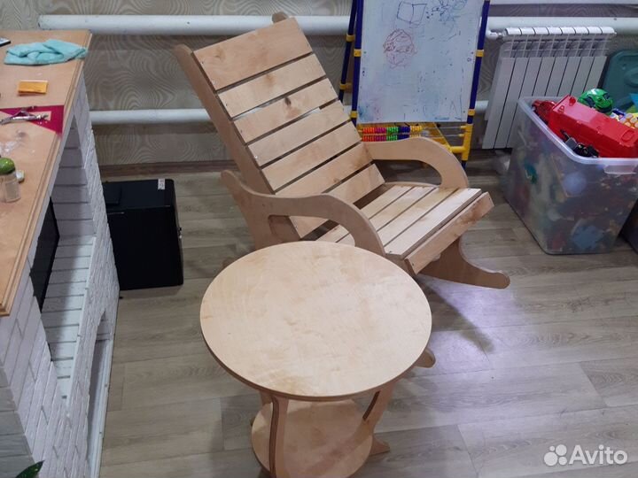 Кресло качалка +столик