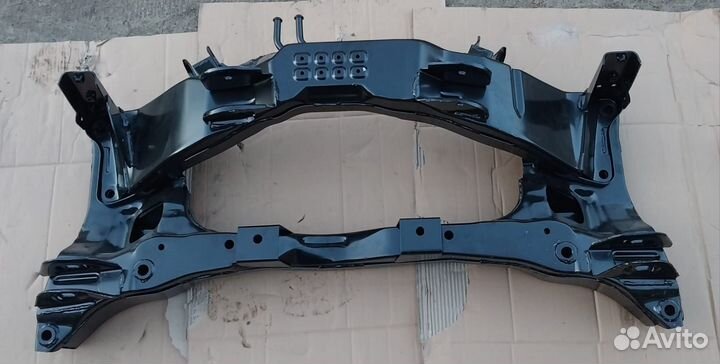 Балка задняя (подрамник) Mitsubishi Outlander 1