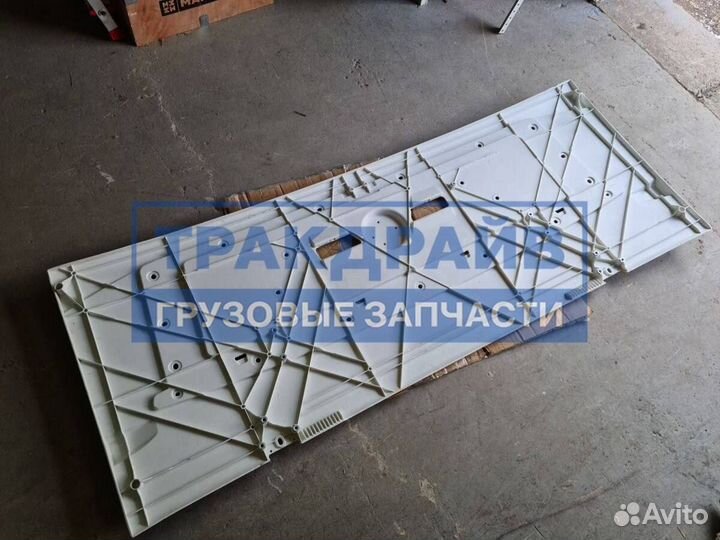 Капот для Ситрак C7H без решётки