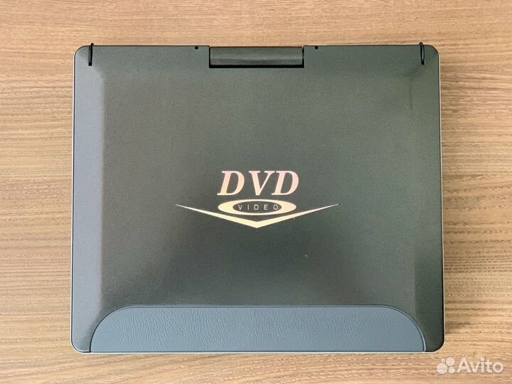 Портативный DVD & ЖК телевизор Eplutus EP-1206