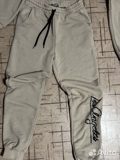 Спортивный костюм для девочки 152