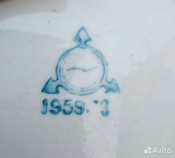 Керамическая разетка и изолятор СССР