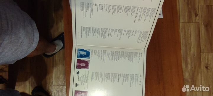 Пластинка Queen a night AT the opera 1975г