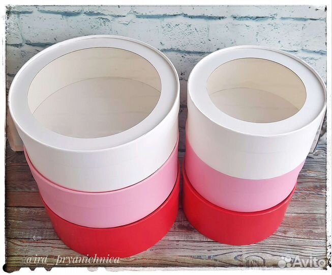 Коробка круглая и куб