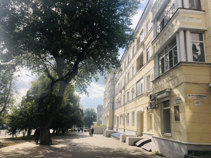 Офис напротив ж/д вокзала на 1-ой линии, 111.3 м²