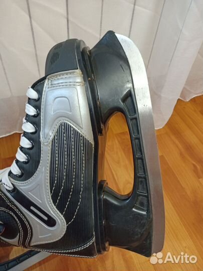 Коньки мужские хоккейные larsen 40 размер