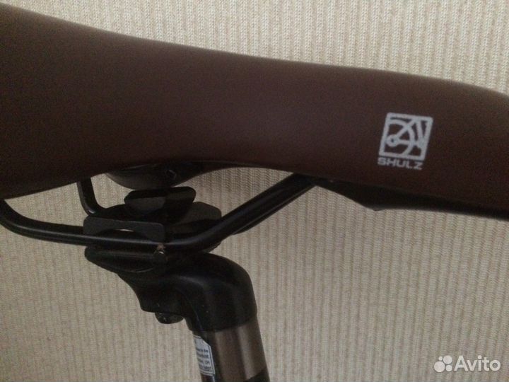 Седло Shulz + грипсы в цвет