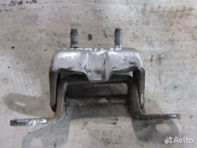 Петля двери задней левой верхняя Nissan X-Trail (T