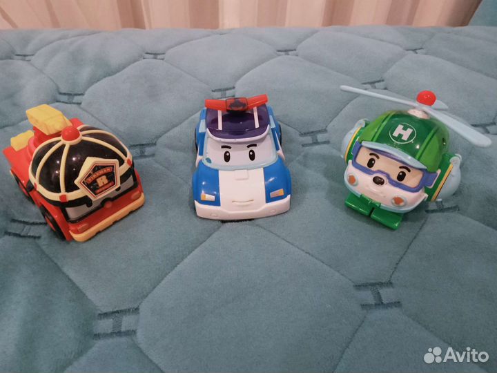 Игрушки робокар поли