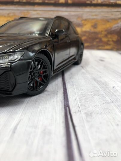 Модель автомобиля audi rs6 ауди