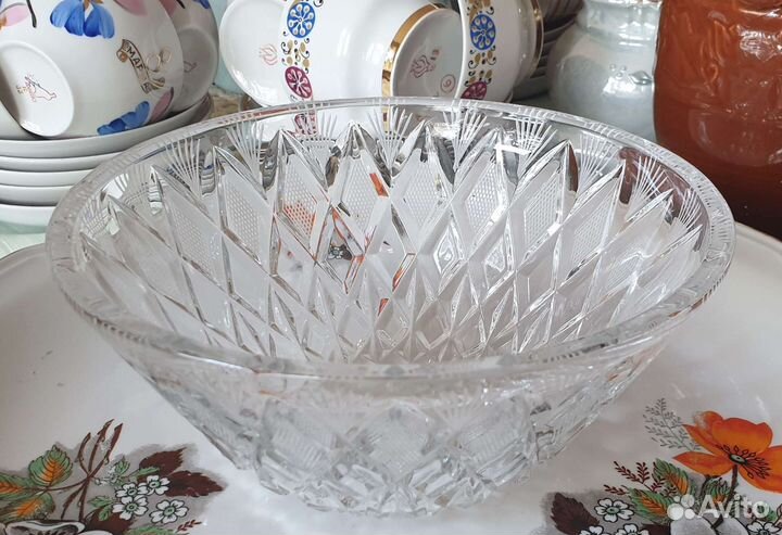 Хрустальные вазы салатницы конфетницы