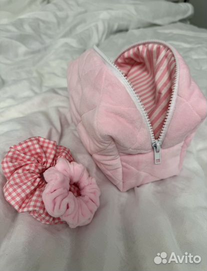 Косметичка плюшевая