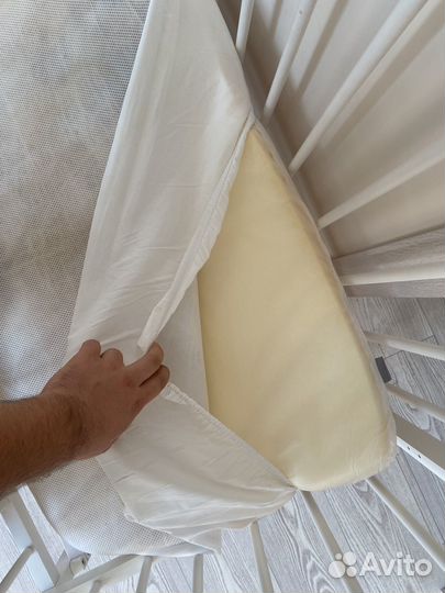 Детская кровать с матрасом