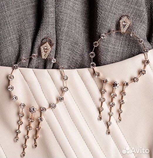 Золотые серьги с бриллиантами