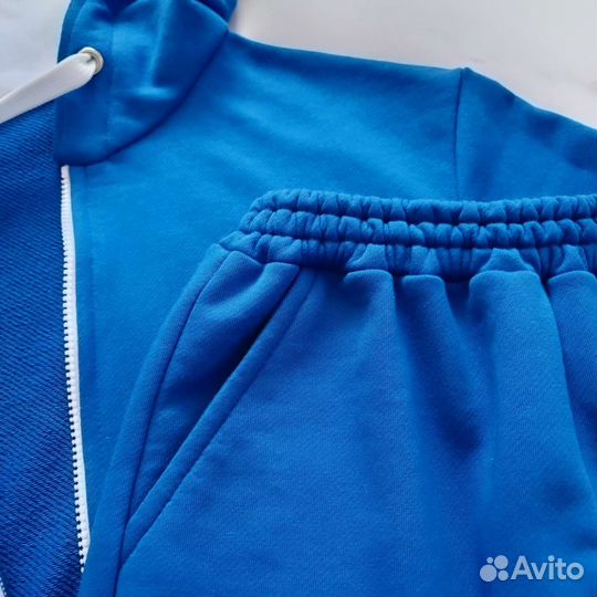 Спортивный костюм женский новый