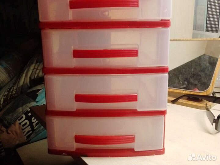 Маленький комод