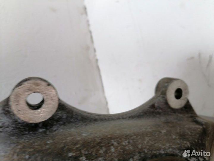 Кулак поворотный передний левый Bmw F10 2.0 D 2013